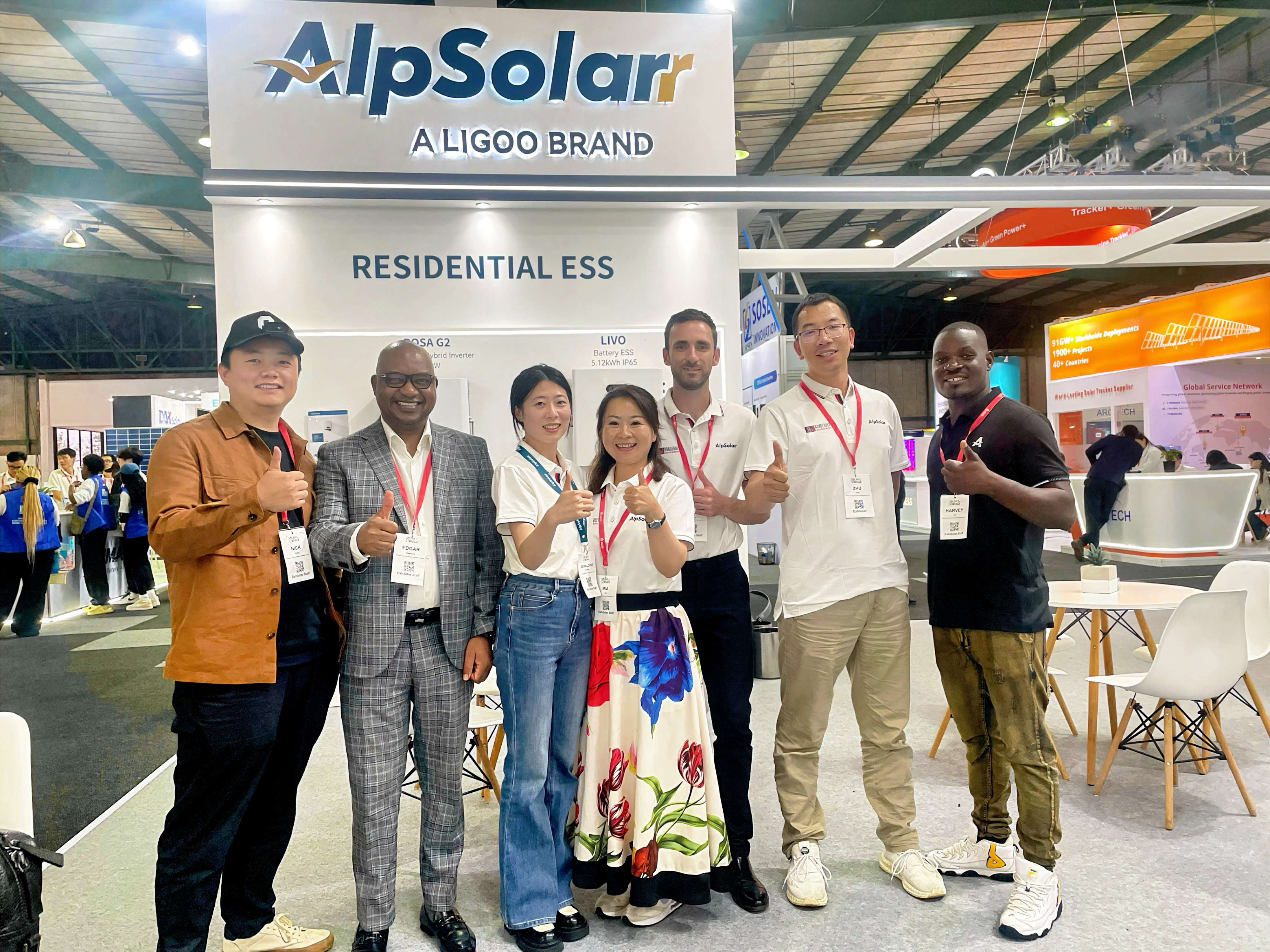 ساطع في جنوب إفريقيا Solar & Storage Live Africa: حلول Alpsolarr الجديدة تقود الطريق إلى مستقبل أخضر